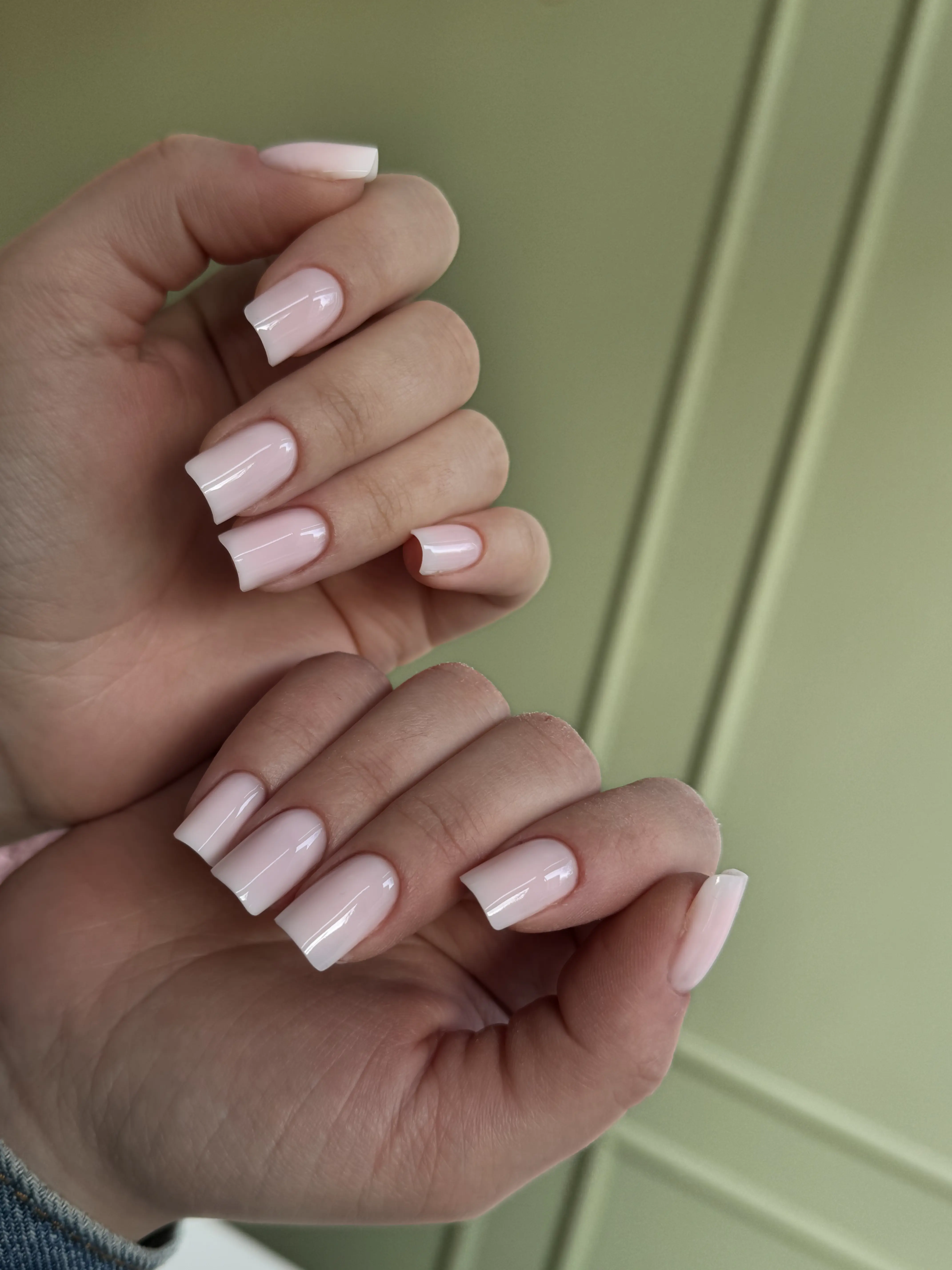 Nail Tech Basic level I - 5 zile